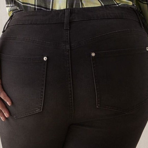 Black Denim Bike Shorts Plus Size - Picture 3 of 3